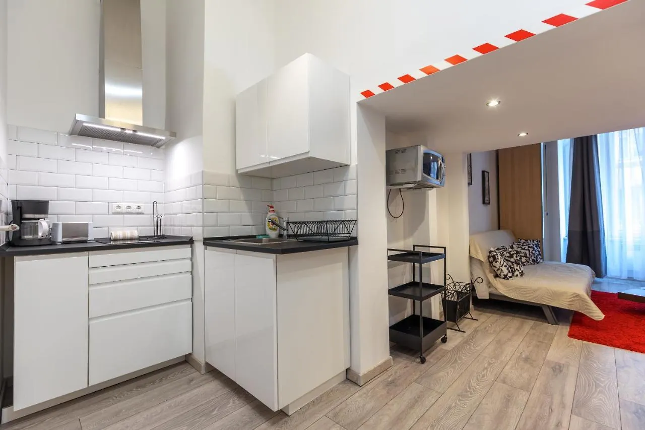 Karavan Corner Apartments Будапешт 0*,