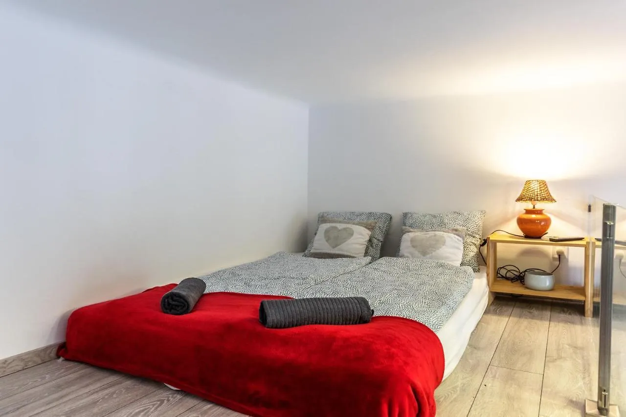 Karavan Corner Apartments Будапешт