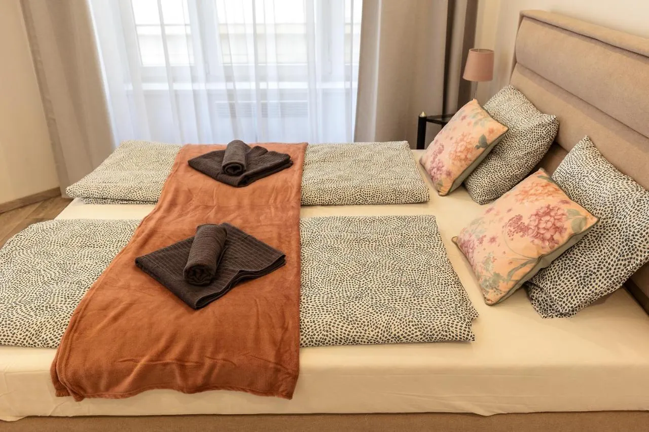 Karavan Corner Apartments Budapest Ungarn