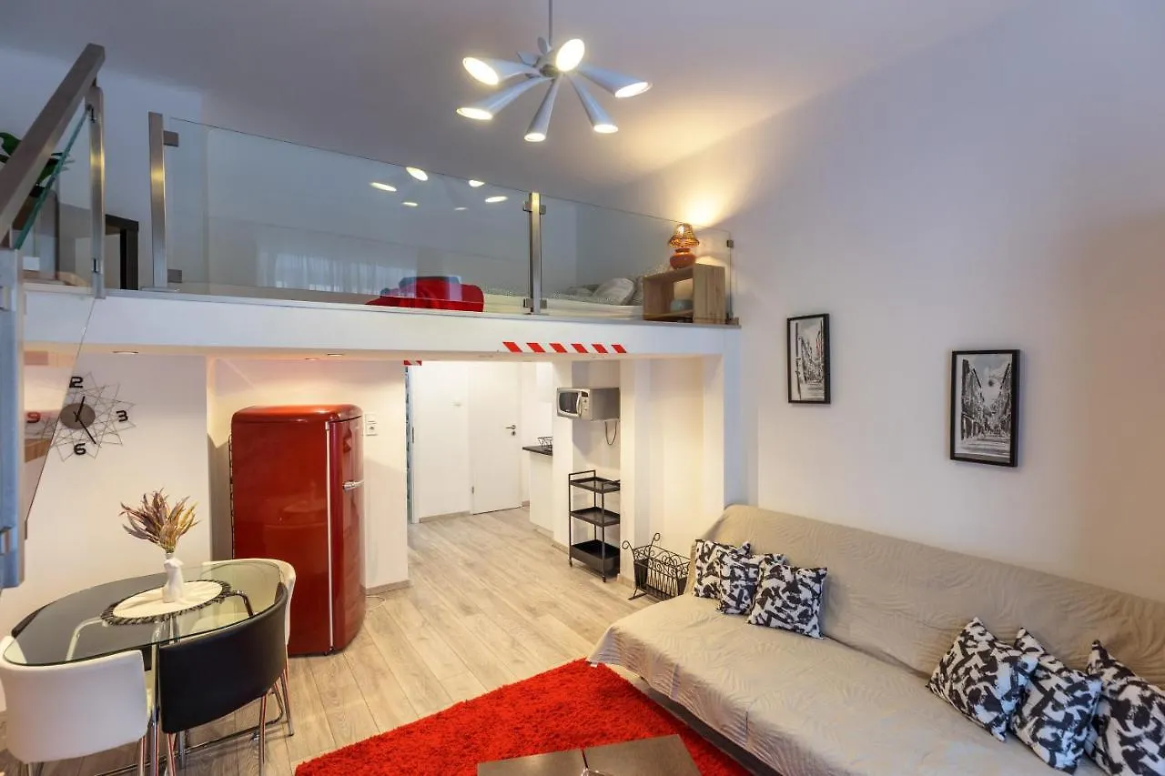 Karavan Corner Apartments Будапешт
