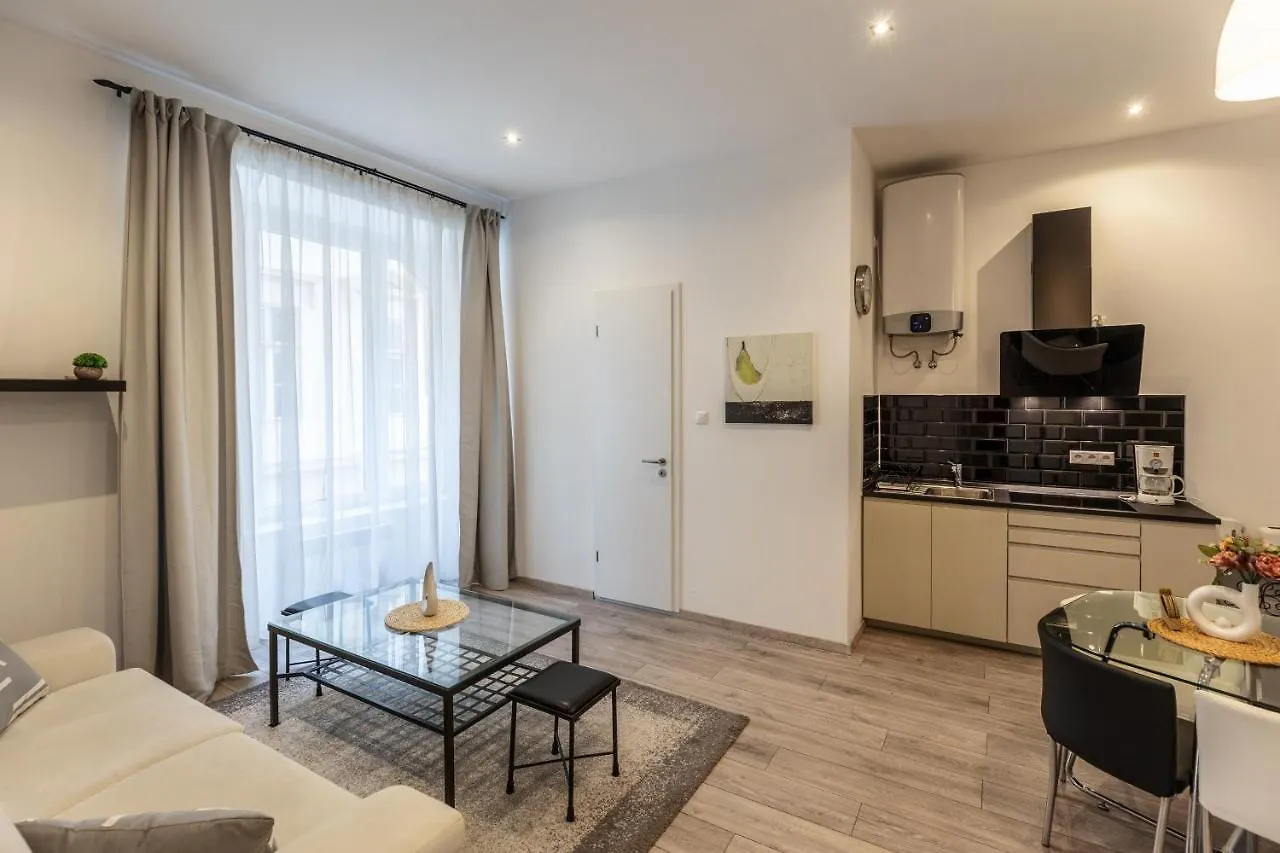 Karavan Corner Apartments Budapest 0*,